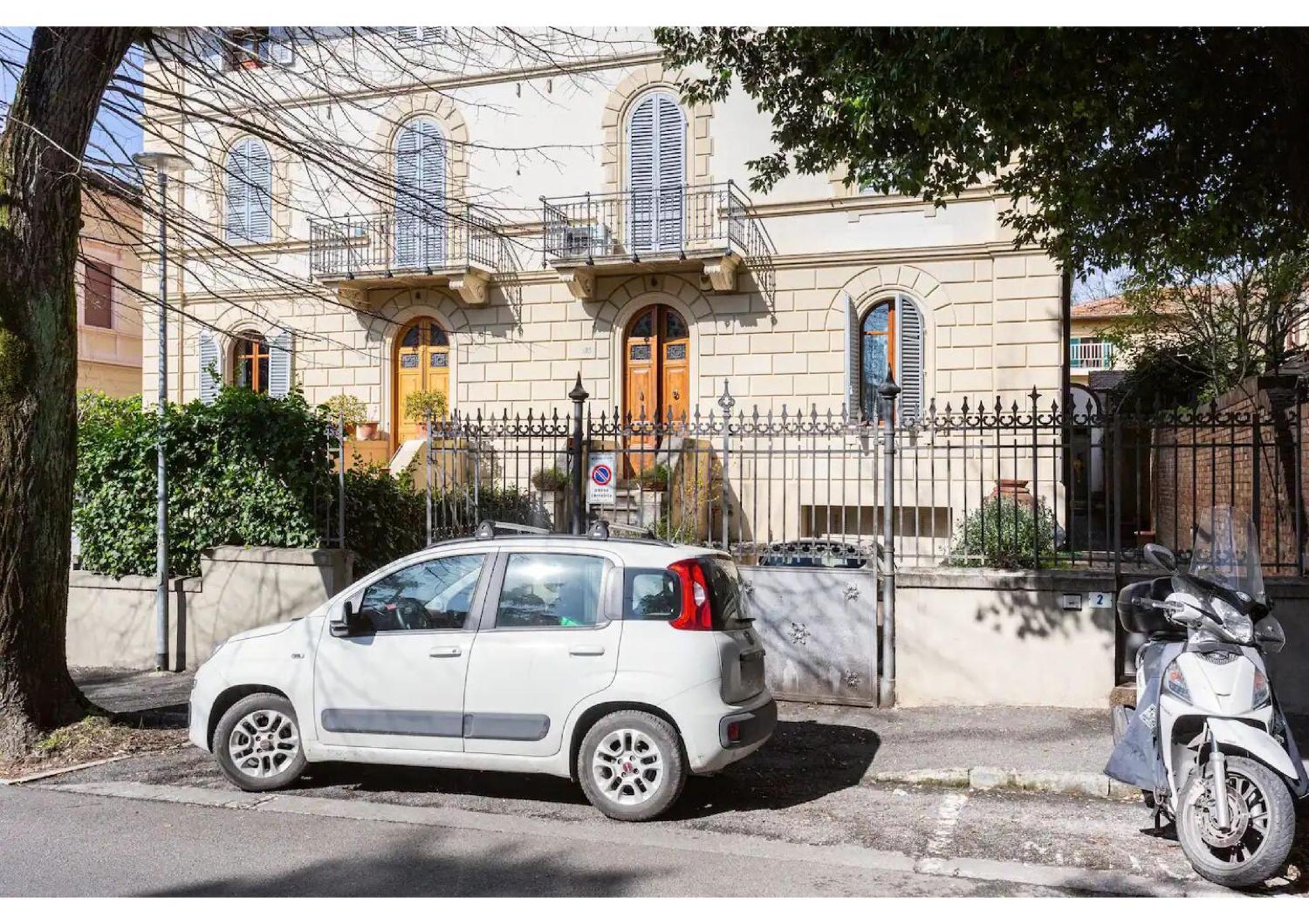 Villa Liberty Townhouse Siena Exterior photo